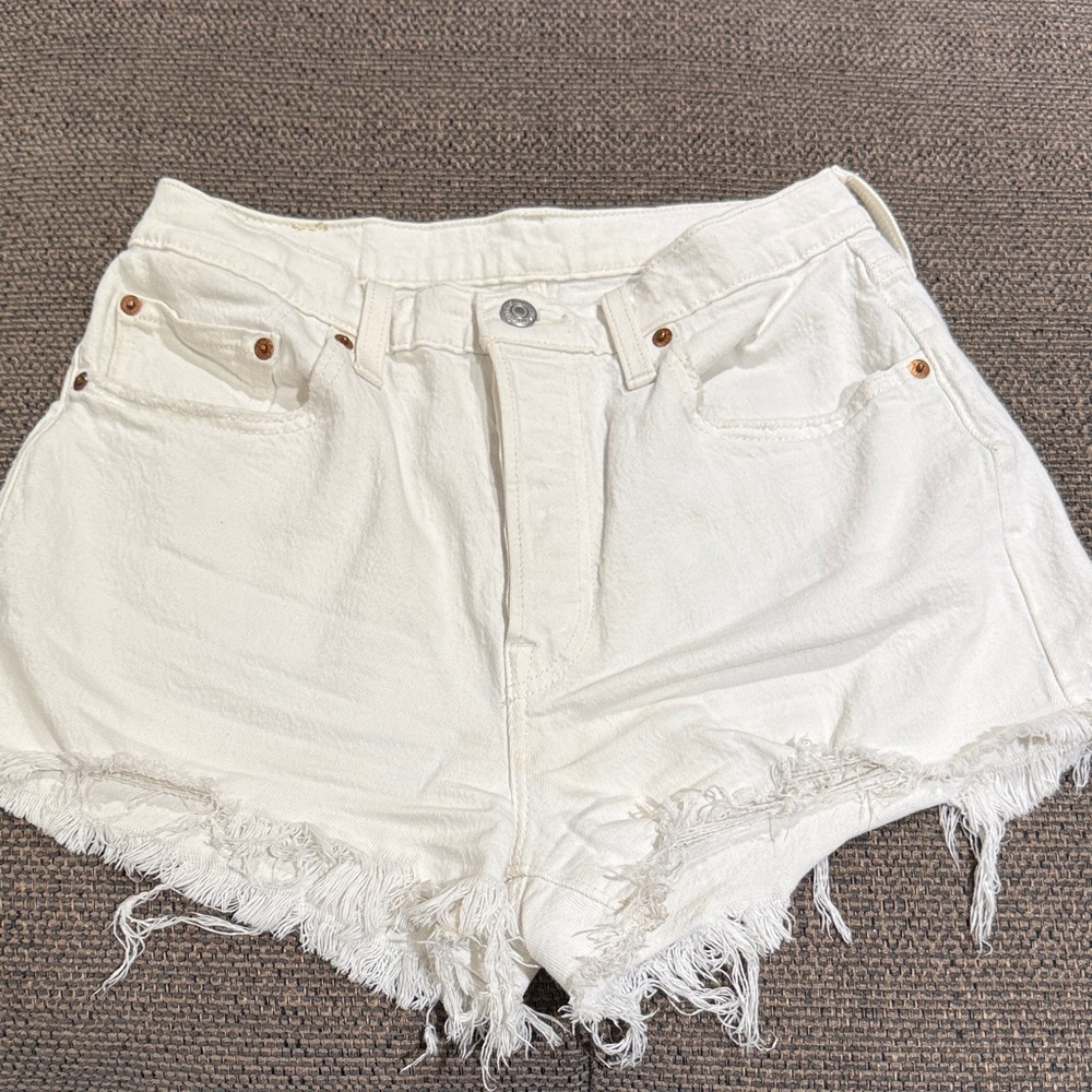 Levis 501 White Denim Shorts